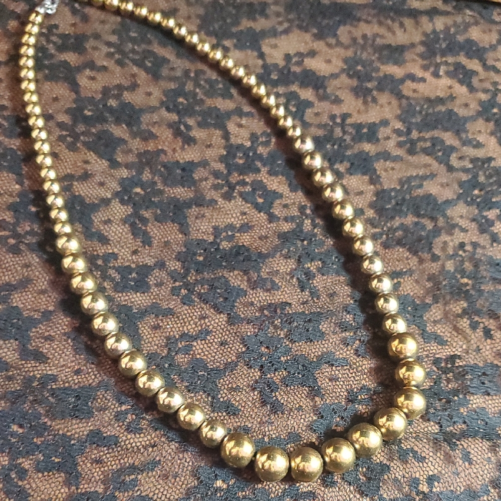 Elegant Brass/Gold Metal Beaded Necklace DD.